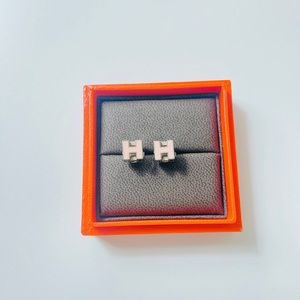 Hermes earrings baby pink